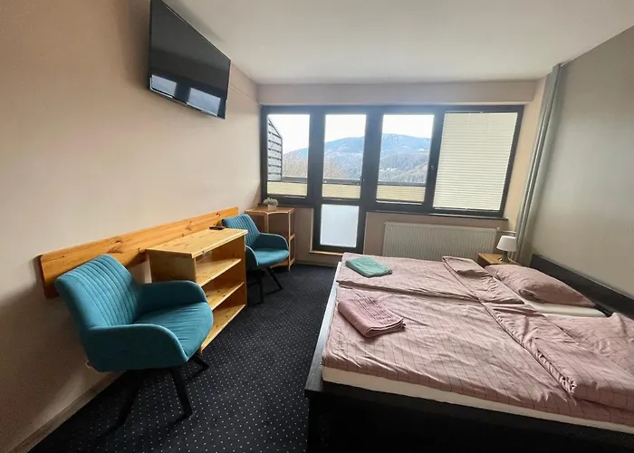 ゲストハウス Romanka 3*